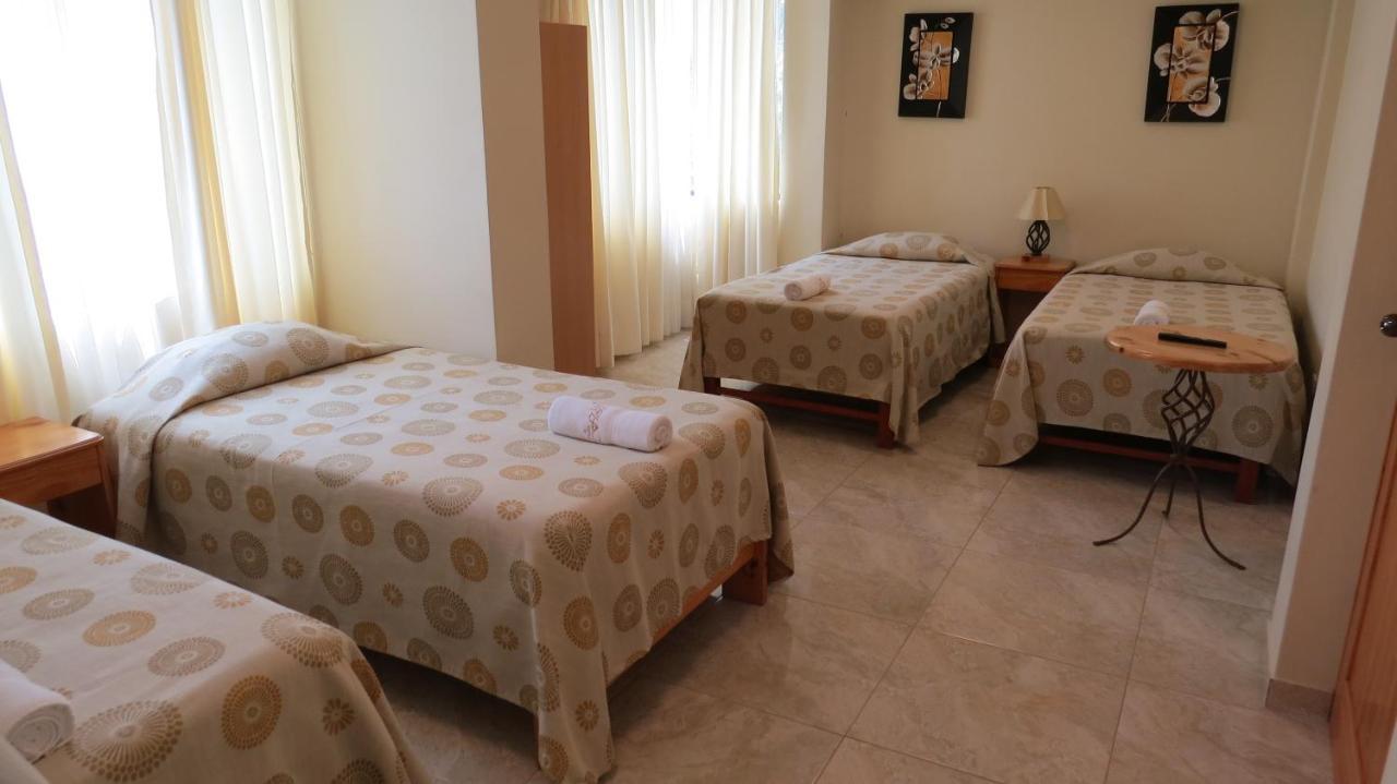 איקה Hotel Las Flores מראה חיצוני תמונה